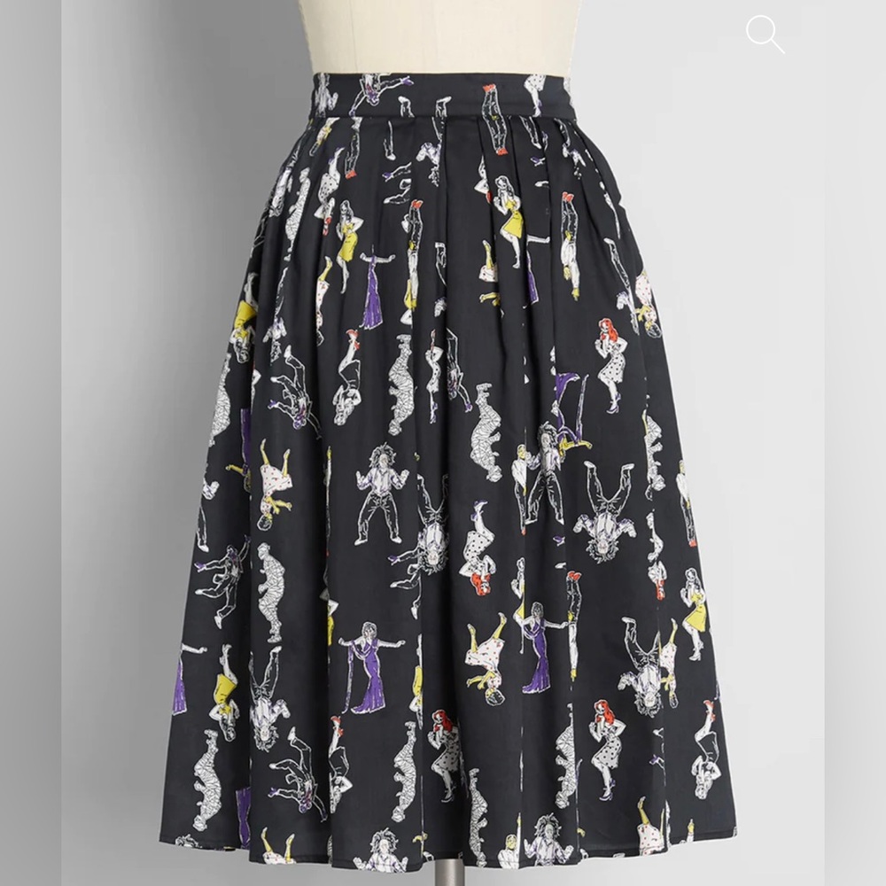 New Modcloth Retro Monster Skirt size 16
